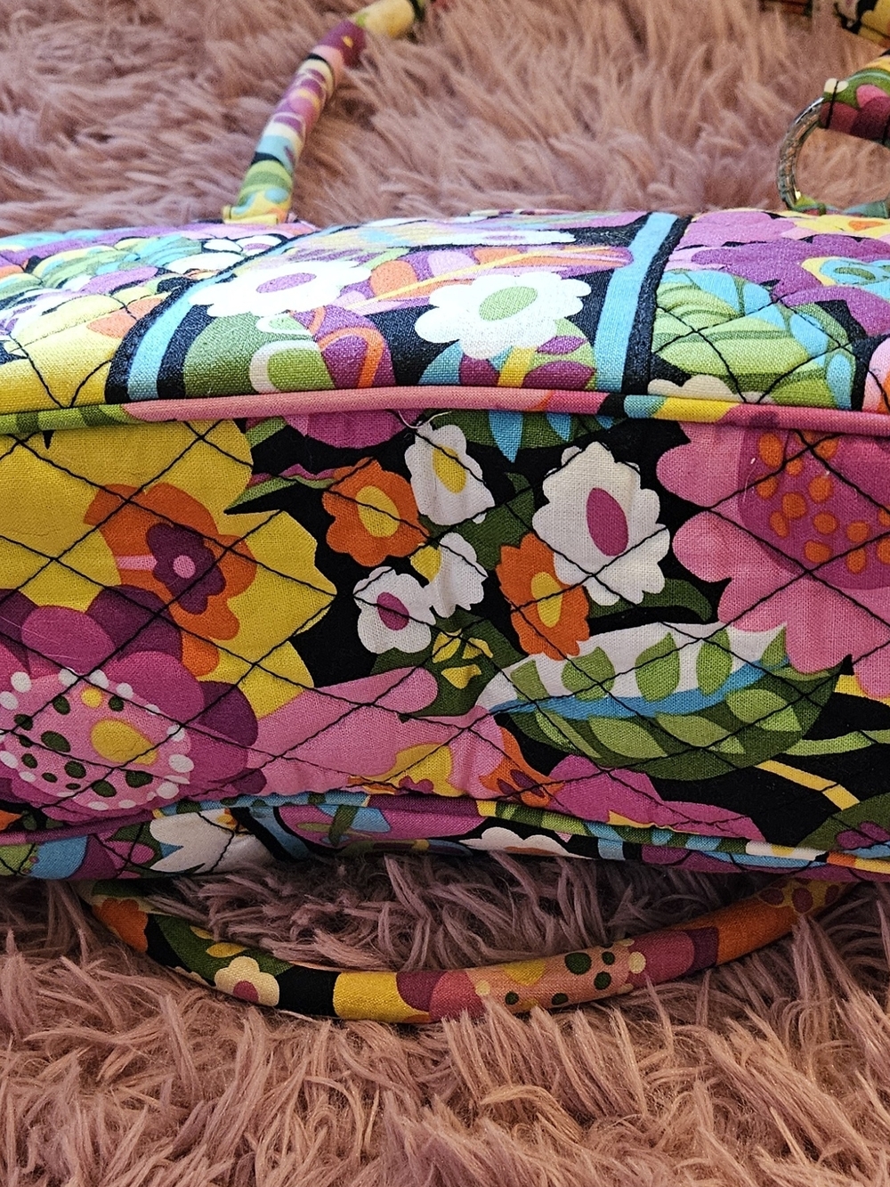 Retired✨️Vera Bradley "Va Va Bloom" Quilted Tote - Picture 5 of 13